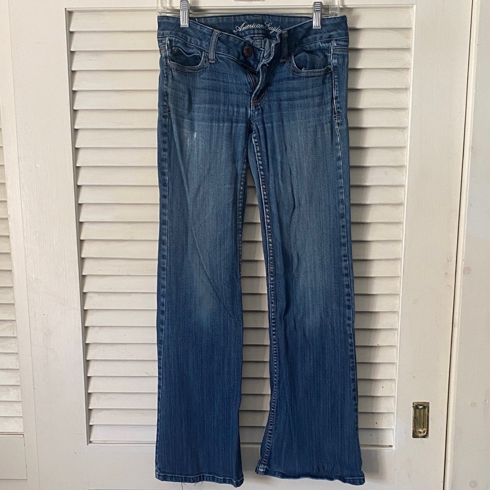 American Eagle Outfitters Women's Medium Blue Flare Jeans